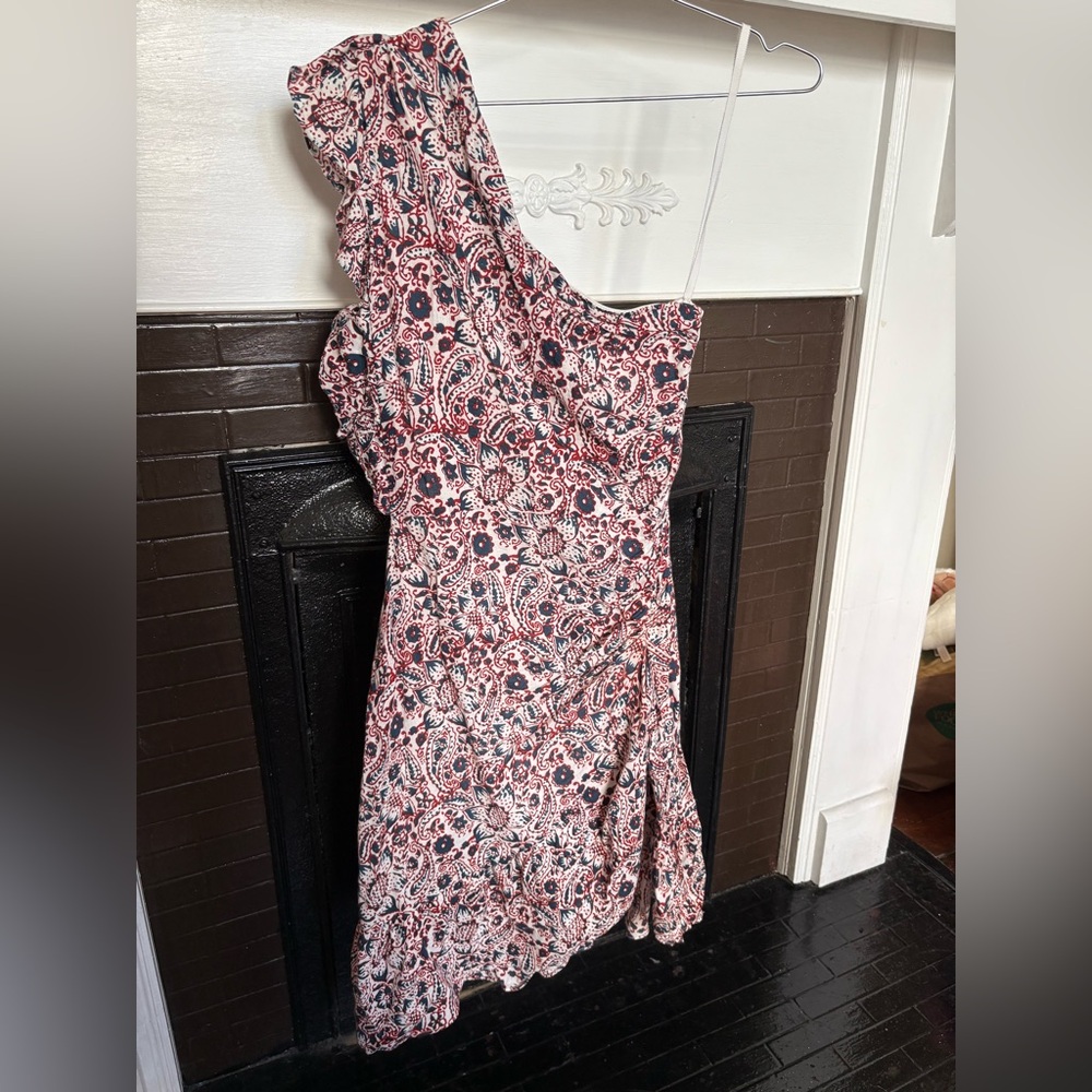French One-Shoulder Paisley Print Dress in red and Navy